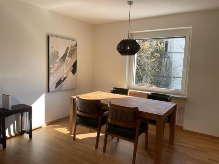 Beautiful, Quite And Very Central 2 Bedroom Flat Zürich Kültér fotó